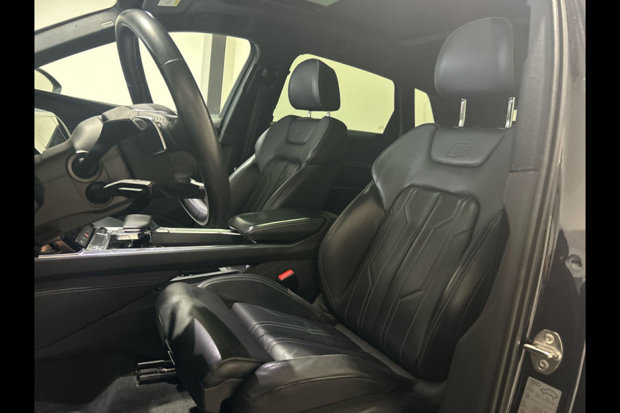 Audi e-tron e-tron 55 quattro advanced 95 kWh Panoramadak | S-Line | Lederen bekleding