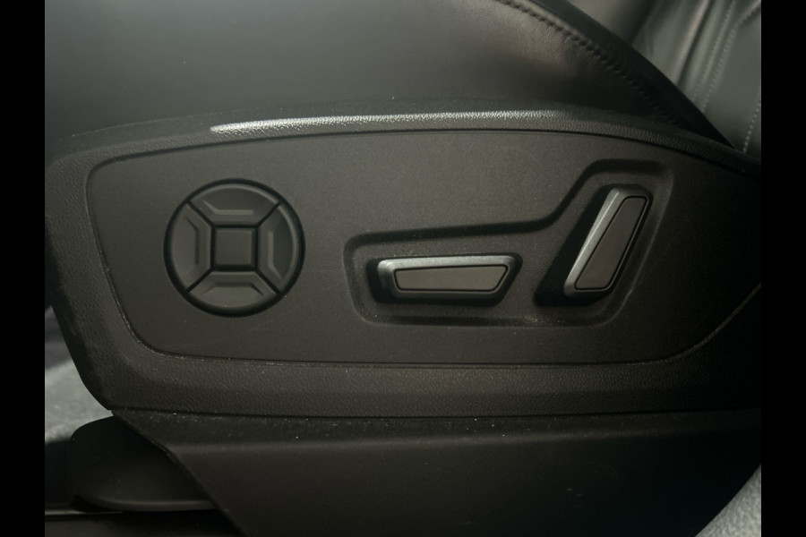 Audi e-tron e-tron 55 quattro advanced 95 kWh Panoramadak | S-Line | Lederen bekleding