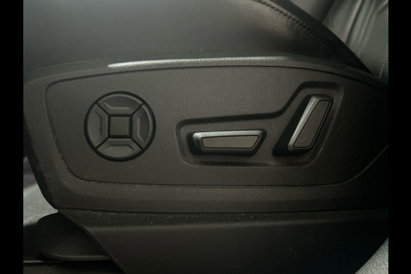 Audi e-tron e-tron 55 quattro advanced 95 kWh Panoramadak | S-Line | Lederen bekleding