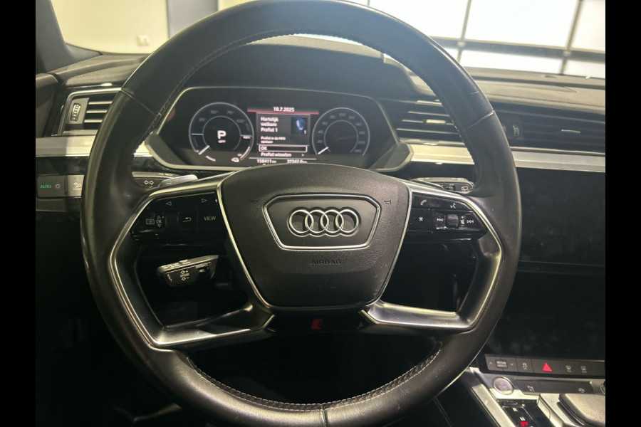Audi e-tron e-tron 55 quattro advanced 95 kWh Panoramadak | S-Line | Lederen bekleding