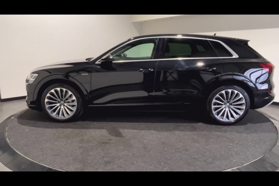 Audi e-tron e-tron 55 quattro advanced 95 kWh Panoramadak | S-Line | Lederen bekleding
