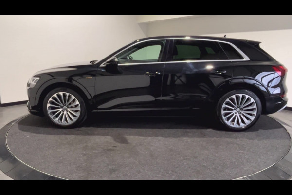 Audi e-tron e-tron 55 quattro advanced 95 kWh Panoramadak | S-Line | Lederen bekleding