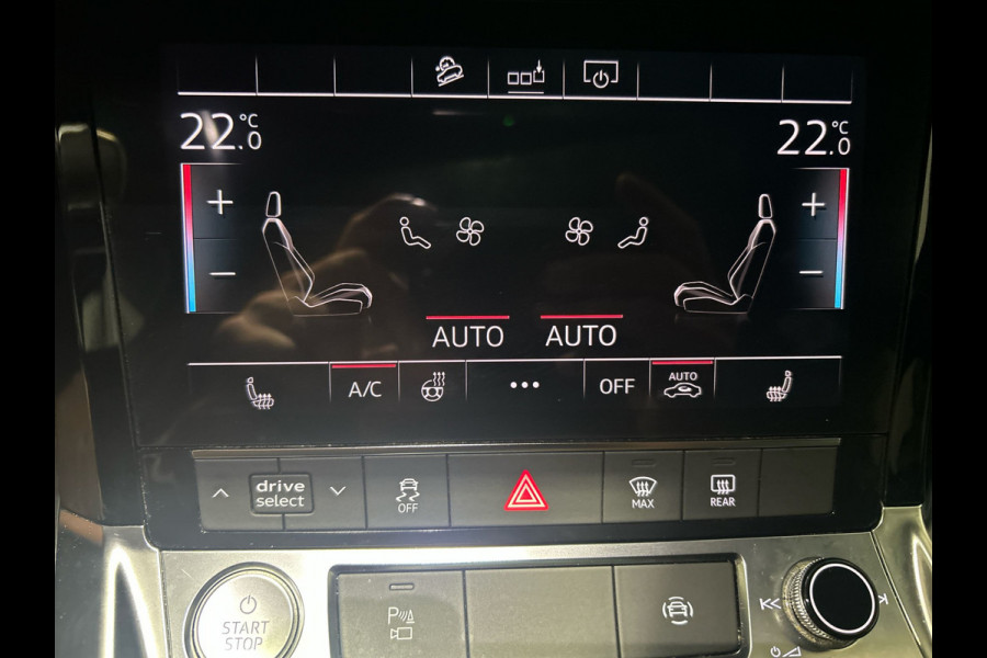 Audi e-tron e-tron 55 quattro advanced 95 kWh Panoramadak | S-Line | Lederen bekleding