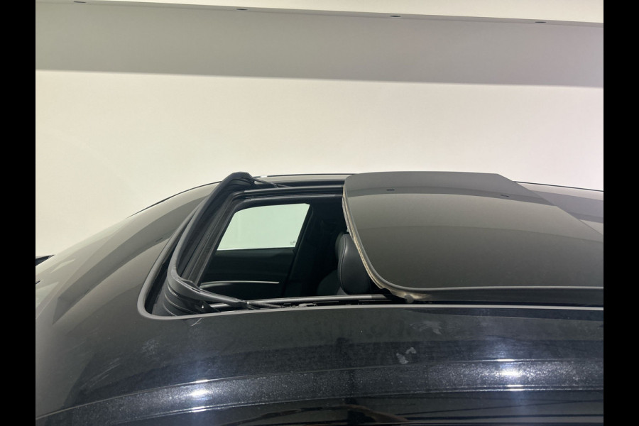 Audi e-tron e-tron 55 quattro advanced 95 kWh Panoramadak | S-Line | Lederen bekleding
