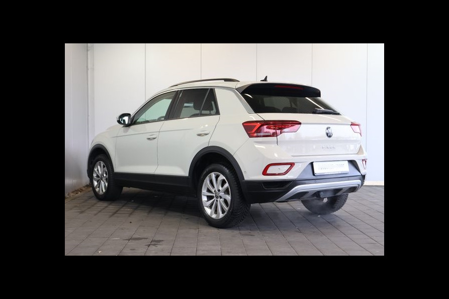 Volkswagen T-Roc 1.5 TSI (110kW/150 pk) DSG-7 AUT. ** LED, VIRTUAL, LANE ASS, TREKH, 17-inch LMV, PRIVACY ** 1e EIG - UNFALLFREI ** ** INFORMEER OOK NAAR ONZE AANTREKKELIJKE FINANCIAL-LEASE TARIEVEN **