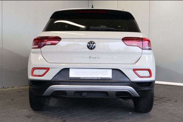 Volkswagen T-Roc 1.5 TSI (110kW/150 pk) DSG-7 AUT. ** LED, VIRTUAL, LANE ASS, TREKH, 17-inch LMV, PRIVACY ** 1e EIG - UNFALLFREI ** ** INFORMEER OOK NAAR ONZE AANTREKKELIJKE FINANCIAL-LEASE TARIEVEN **