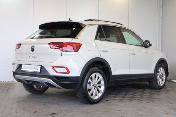 Volkswagen T-Roc 1.5 TSI (110kW/150 pk) DSG-7 AUT. ** LED, VIRTUAL, LANE ASS, TREKH, 17-inch LMV, PRIVACY ** 1e EIG - UNFALLFREI ** ** INFORMEER OOK NAAR ONZE AANTREKKELIJKE FINANCIAL-LEASE TARIEVEN **