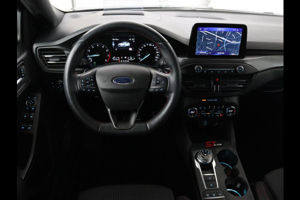 Ford Focus 1.5 EcoBoost ST Line | Panoramadak | Head-Up | Trekhaak | Stoel & stuurverwarming | Adaptive cruise | Camera | Keyless | B&O Sound | Park Assist | Carplay | Navigatie | Comfortstoelen