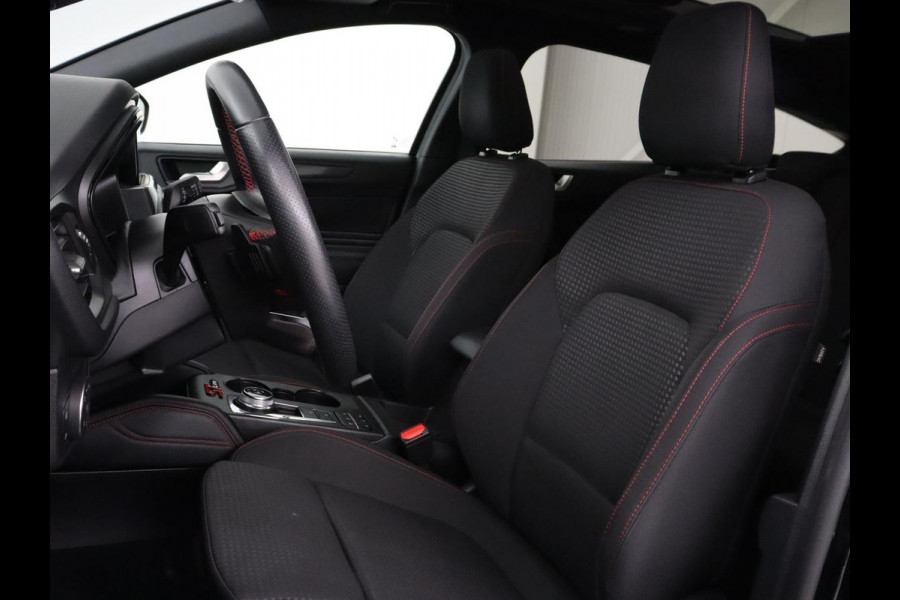 Ford Focus 1.5 EcoBoost ST Line | Panoramadak | Head-Up | Trekhaak | Stoel & stuurverwarming | Adaptive cruise | Camera | Keyless | B&O Sound | Park Assist | Carplay | Navigatie | Comfortstoelen