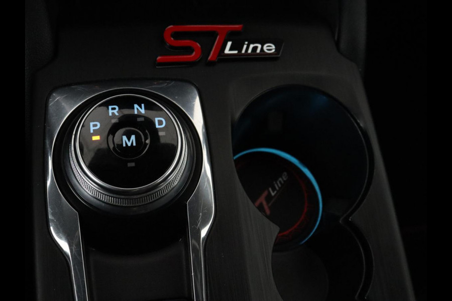 Ford Focus 1.5 EcoBoost ST Line | Panoramadak | Head-Up | Trekhaak | Stoel & stuurverwarming | Adaptive cruise | Camera | Keyless | B&O Sound | Park Assist | Carplay | Navigatie | Comfortstoelen