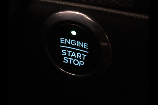 Ford Focus 1.5 EcoBoost ST Line | Panoramadak | Head-Up | Trekhaak | Stoel & stuurverwarming | Adaptive cruise | Camera | Keyless | B&O Sound | Park Assist | Carplay | Navigatie | Comfortstoelen