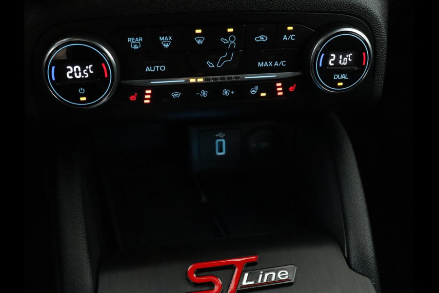 Ford Focus 1.5 EcoBoost ST Line | Panoramadak | Head-Up | Trekhaak | Stoel & stuurverwarming | Adaptive cruise | Camera | Keyless | B&O Sound | Park Assist | Carplay | Navigatie | Comfortstoelen