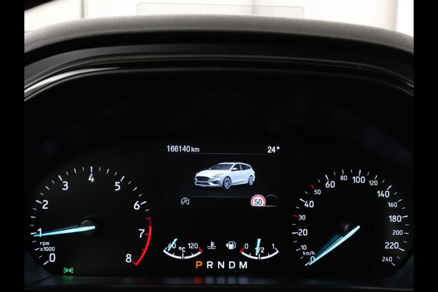 Ford Focus 1.5 EcoBoost ST Line | Panoramadak | Head-Up | Trekhaak | Stoel & stuurverwarming | Adaptive cruise | Camera | Keyless | B&O Sound | Park Assist | Carplay | Navigatie | Comfortstoelen