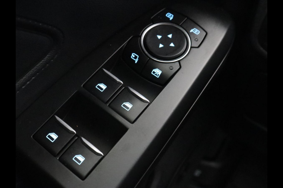Ford Focus 1.5 EcoBoost ST Line | Panoramadak | Head-Up | Trekhaak | Stoel & stuurverwarming | Adaptive cruise | Camera | Keyless | B&O Sound | Park Assist | Carplay | Navigatie | Comfortstoelen