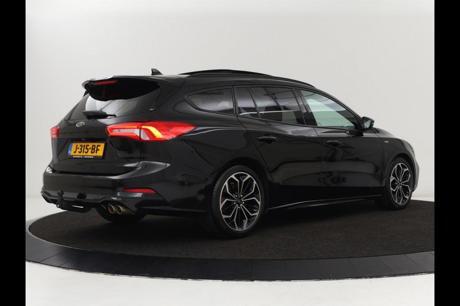 Ford Focus 1.5 EcoBoost ST Line | Panoramadak | Head-Up | Trekhaak | Stoel & stuurverwarming | Adaptive cruise | Camera | Keyless | B&O Sound | Park Assist | Carplay | Navigatie | Comfortstoelen