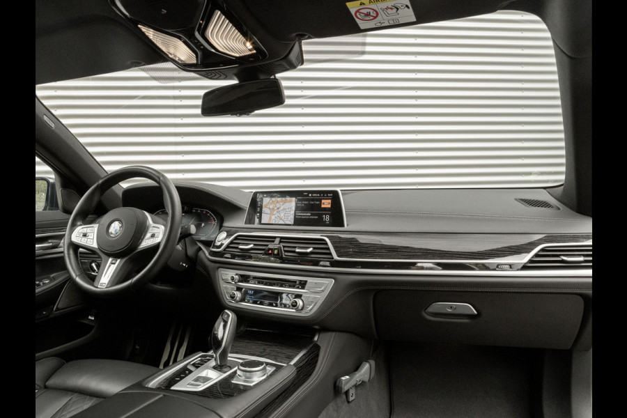 BMW 7 Serie 740d xDrive M-Sport - Dak - Active Steering - Standkachel - Massagezetels