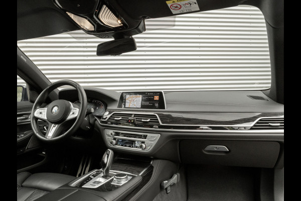 BMW 7 Serie 740d xDrive M-Sport - Dak - Active Steering - Standkachel - Massagezetels