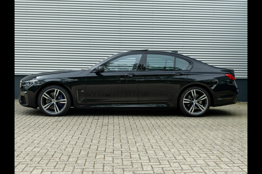 BMW 7 Serie 740d xDrive M-Sport - Dak - Active Steering - Standkachel - Massagezetels