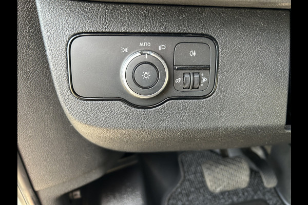 Mercedes-Benz Sprinter 317 CDI L2 H2 Automaat / MBUX / Navigatie / Camera / Parkeersensoren / Cruise control / Airco / 270 Graden achterdeuren