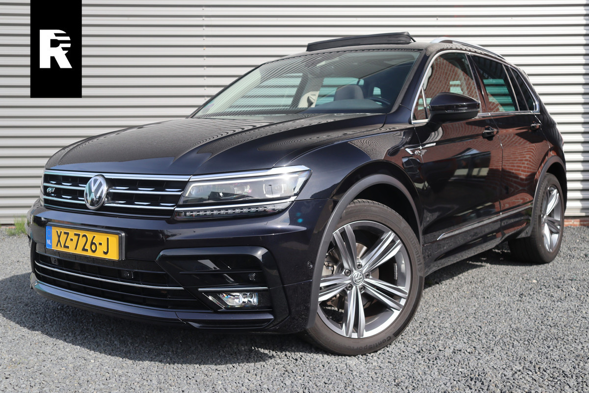 Volkswagen Tiguan 1.5 TSI R-Line Highline Panorama / Camera / Digital dash / Adaptieve cruise / 19inch Volkswagen Tiguan 1.5 TSI R-Line Highline Panorama / Camera / Digital dash / Adaptieve cruise / 19inch