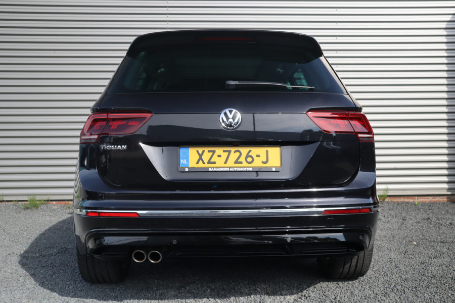 Volkswagen Tiguan 1.5 TSI R-Line Highline Panorama / Camera / Digital dash / Adaptieve cruise / 19inch