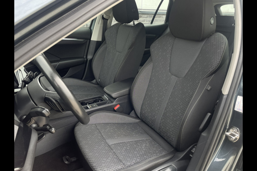 Škoda Octavia Combi 1.5 e-TSI Business Edition Plus Trekhaak | Virtual Cockpit | LED | Navi | Carplay