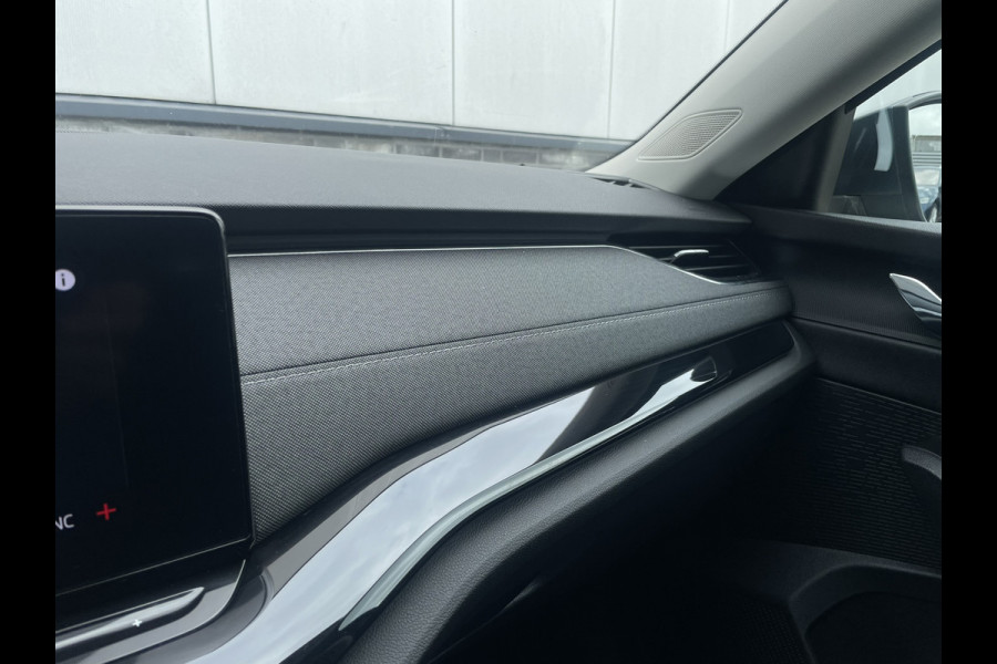 Škoda Octavia Combi 1.5 e-TSI Business Edition Plus Trekhaak | Virtual Cockpit | LED | Navi | Carplay