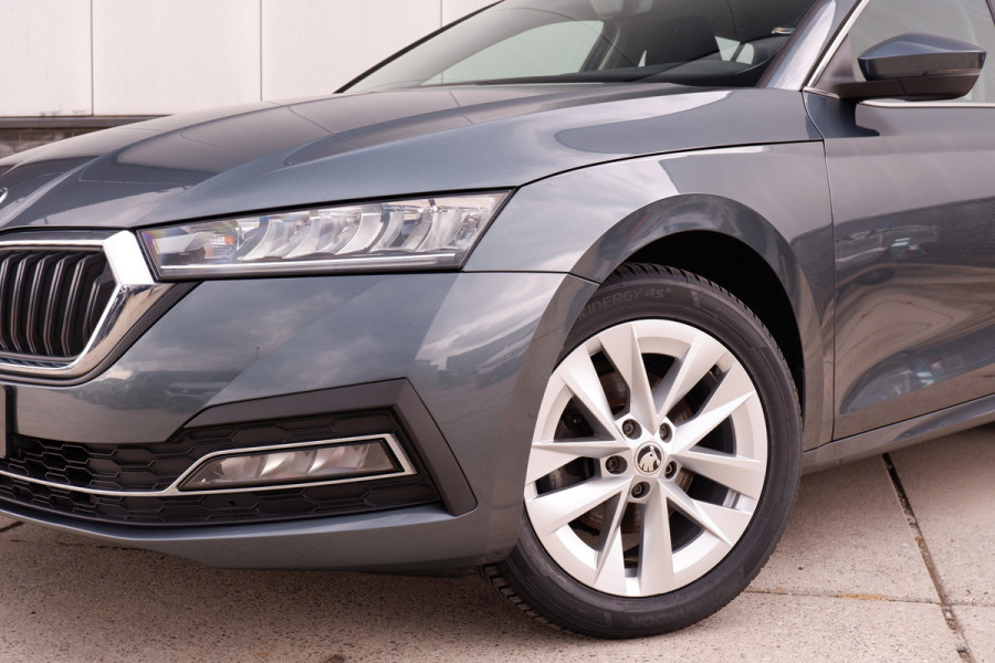 Škoda Octavia Combi 1.5 e-TSI Business Edition Plus Trekhaak | Virtual Cockpit | LED | Navi | Carplay