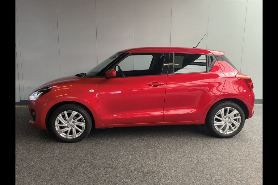 Suzuki Swift 1.2 Select Smart Hybrid uit 2024 Rijklaar + Fabrieksgarantie tot 02-2027 Henk Jongen Auto's in Helmond,  al 50 jaar service zoals 't hoort!