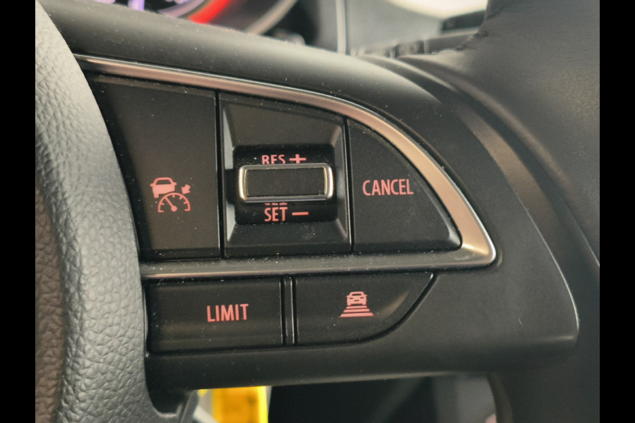 Suzuki Swift 1.2 Select Smart Hybrid uit 2024 Rijklaar + Fabrieksgarantie tot 02-2027 Henk Jongen Auto's in Helmond,  al 50 jaar service zoals 't hoort!
