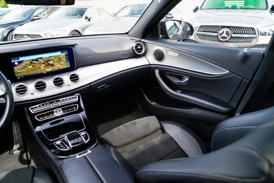 Mercedes-Benz E-Klasse 200 Ambition | Pano | Parkpilot | Sfeerverlichting