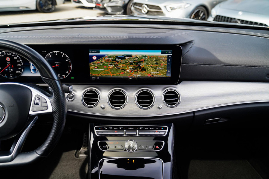 Mercedes-Benz E-Klasse 200 Ambition | Pano | Parkpilot | Sfeerverlichting