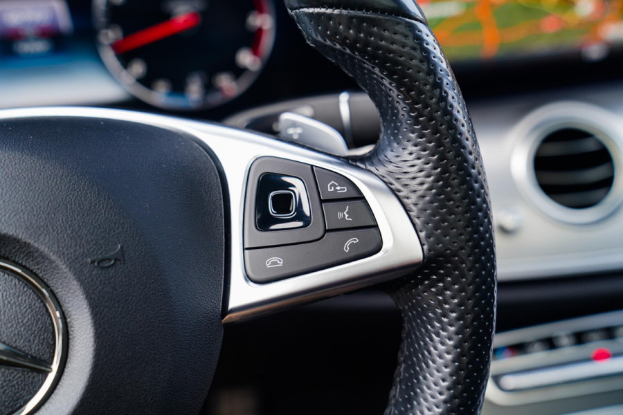Mercedes-Benz E-Klasse 200 Ambition | Pano | Parkpilot | Sfeerverlichting