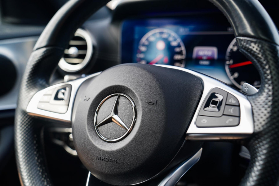 Mercedes-Benz E-Klasse 200 Ambition | Pano | Parkpilot | Sfeerverlichting
