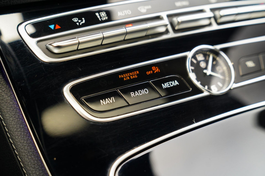 Mercedes-Benz E-Klasse 200 Ambition | Pano | Parkpilot | Sfeerverlichting