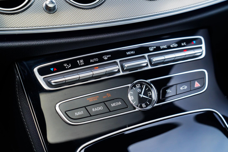 Mercedes-Benz E-Klasse 200 Ambition | Pano | Parkpilot | Sfeerverlichting