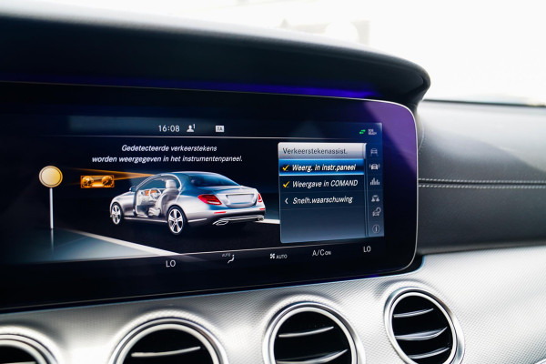 Mercedes-Benz E-Klasse 200 Ambition | Pano | Parkpilot | Sfeerverlichting