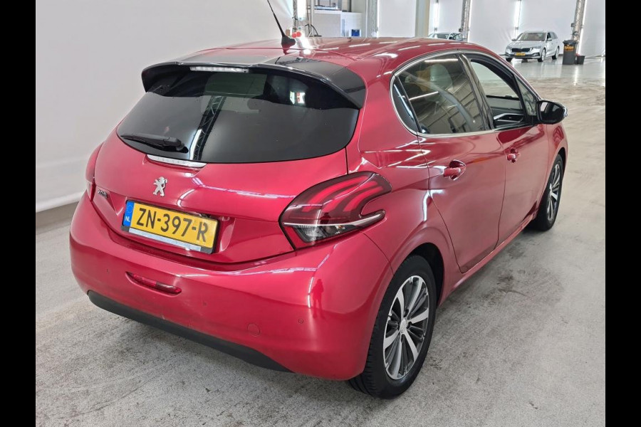 Peugeot 208 1.2 PureTech Allure NL AUTO | CARPLAY | CAMERA | AUTOMAAT !