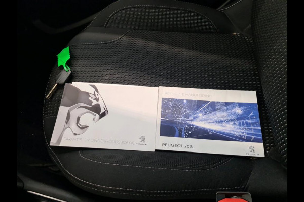 Peugeot 208 1.2 PureTech Allure NL AUTO | CARPLAY | CAMERA | AUTOMAAT !