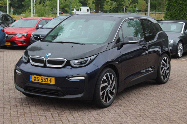 BMW i3 Basis 120Ah 42 kWh / SoH 90.5% / Camera / Navigatie / 19'' / Harman Kardon / Stoelverwarming / Cruise Control / Warmtepomp / Getint glas