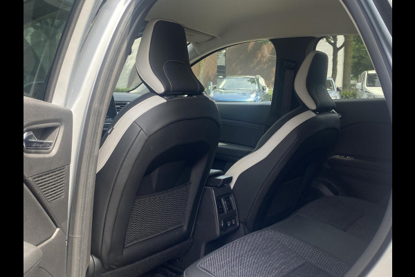 Renault Captur Techno Plug-in Hybride | Camera | Navi | Complete nette auto | Rijklaar met 12 mnd BOVAG garantie