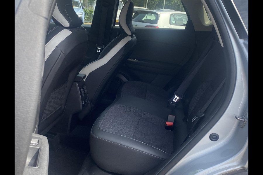 Renault Captur Techno Plug-in Hybride | Camera | Navi | Complete nette auto | Rijklaar met 12 mnd BOVAG garantie
