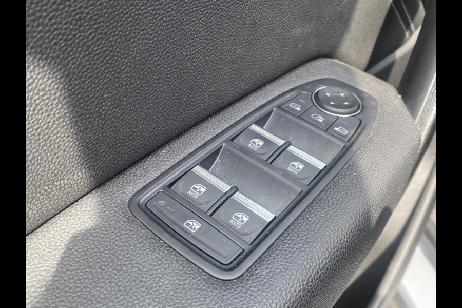 Renault Captur Techno Plug-in Hybride | Camera | Navi | Complete nette auto | Rijklaar met 12 mnd BOVAG garantie