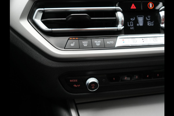 BMW 3 Serie Touring 320e Sportline Plug In Hybrid 204pk Dealer O.H PHEV | Sportstoelen Verwarmd | Camera | Apple Carplay | Navi Full Map | DAB | El. Achterklep |
