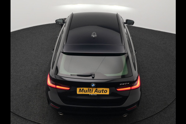BMW 3 Serie Touring 320e Sportline Plug In Hybrid 204pk Dealer O.H PHEV | Sportstoelen Verwarmd | Camera | Apple Carplay | Navi Full Map | DAB | El. Achterklep |