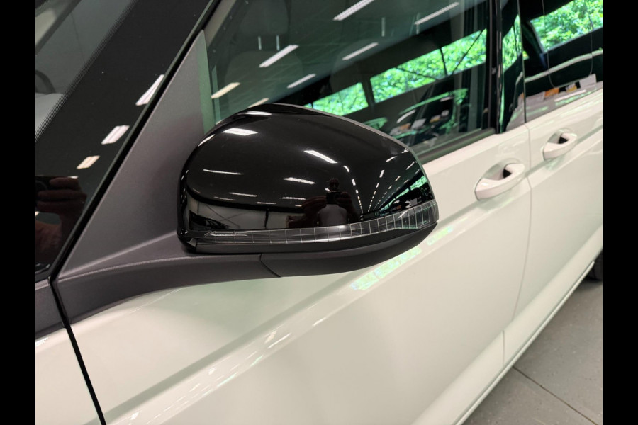Volkswagen Multivan 1.4 eHybrid 7PERSOONS PANO/IQ-LICHT/NAVI/STOEL-M+MASSAGE/SFEERVERL/V-COCKPIT/CAM///