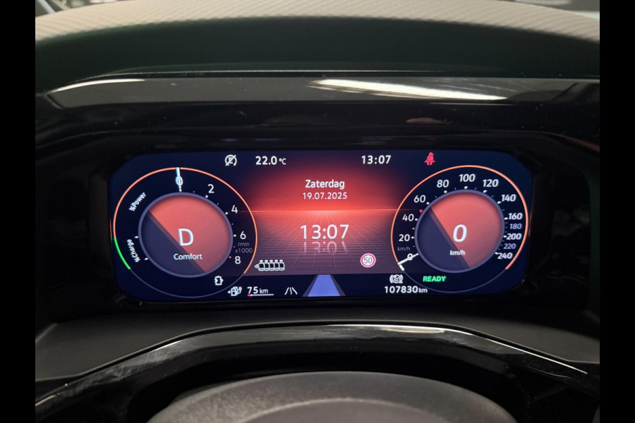 Volkswagen Multivan 1.4 eHybrid 7PERSOONS PANO/IQ-LICHT/NAVI/STOEL-M+MASSAGE/SFEERVERL/V-COCKPIT/CAM///