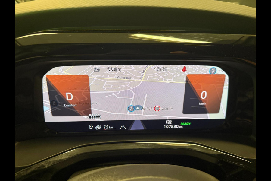 Volkswagen Multivan 1.4 eHybrid 7PERSOONS PANO/IQ-LICHT/NAVI/STOEL-M+MASSAGE/SFEERVERL/V-COCKPIT/CAM///