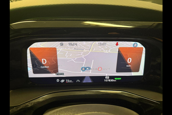 Volkswagen Multivan 1.4 eHybrid 7PERSOONS PANO/IQ-LICHT/NAVI/STOEL-M+MASSAGE/SFEERVERL/V-COCKPIT/CAM///