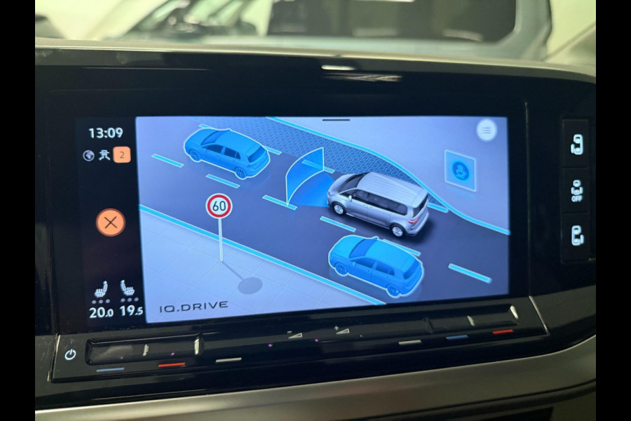Volkswagen Multivan 1.4 eHybrid 7PERSOONS PANO/IQ-LICHT/NAVI/STOEL-M+MASSAGE/SFEERVERL/V-COCKPIT/CAM///
